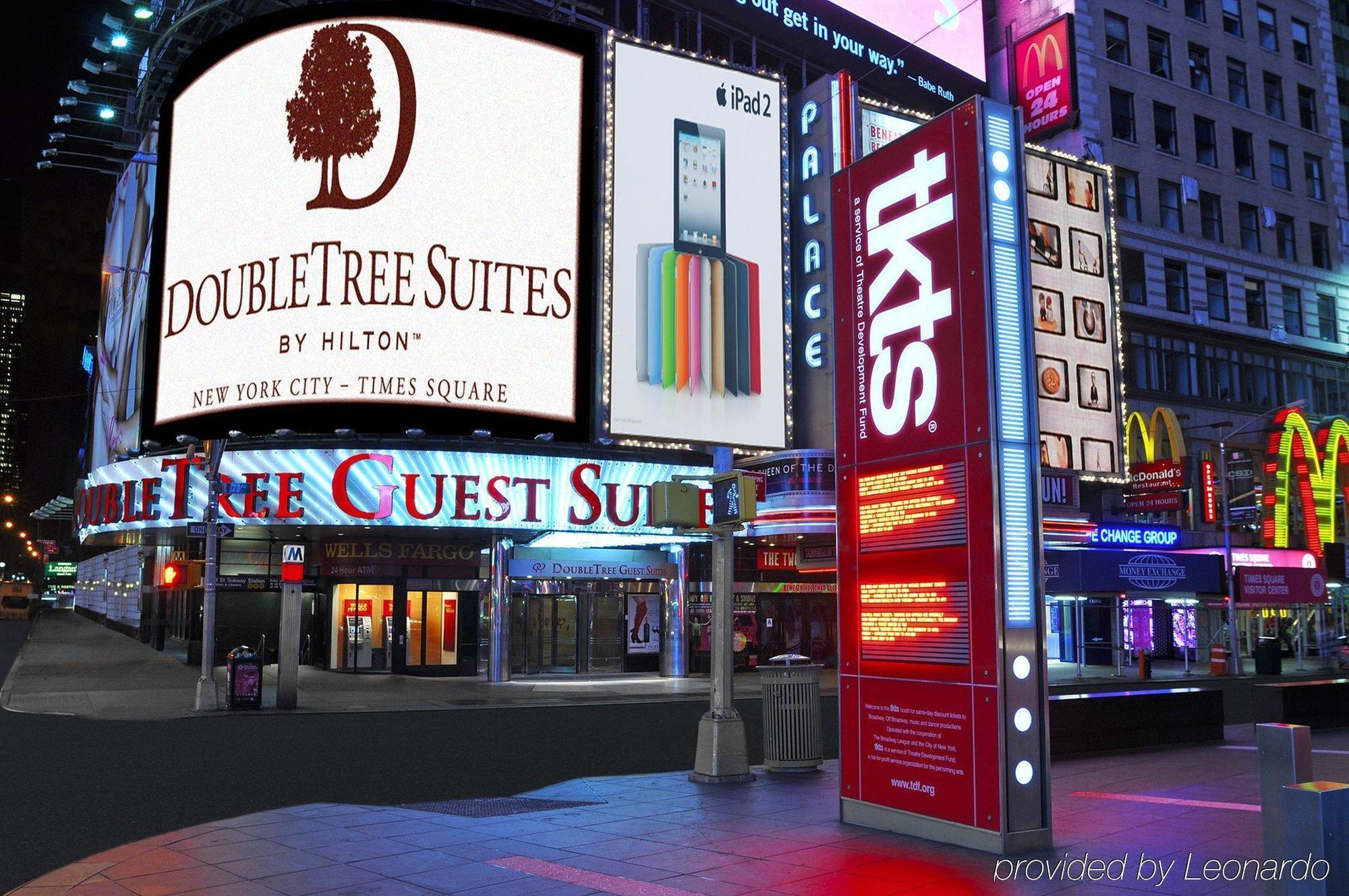 Doubletree Suites By Hilton Nyc - Times Square Нью-Йорк Экстерьер фото