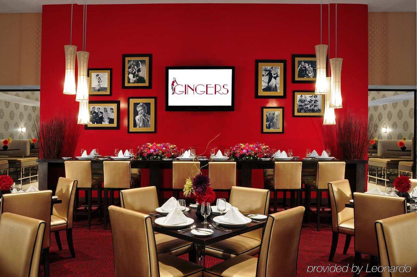Doubletree Suites By Hilton Nyc - Times Square Нью-Йорк Ресторан фото