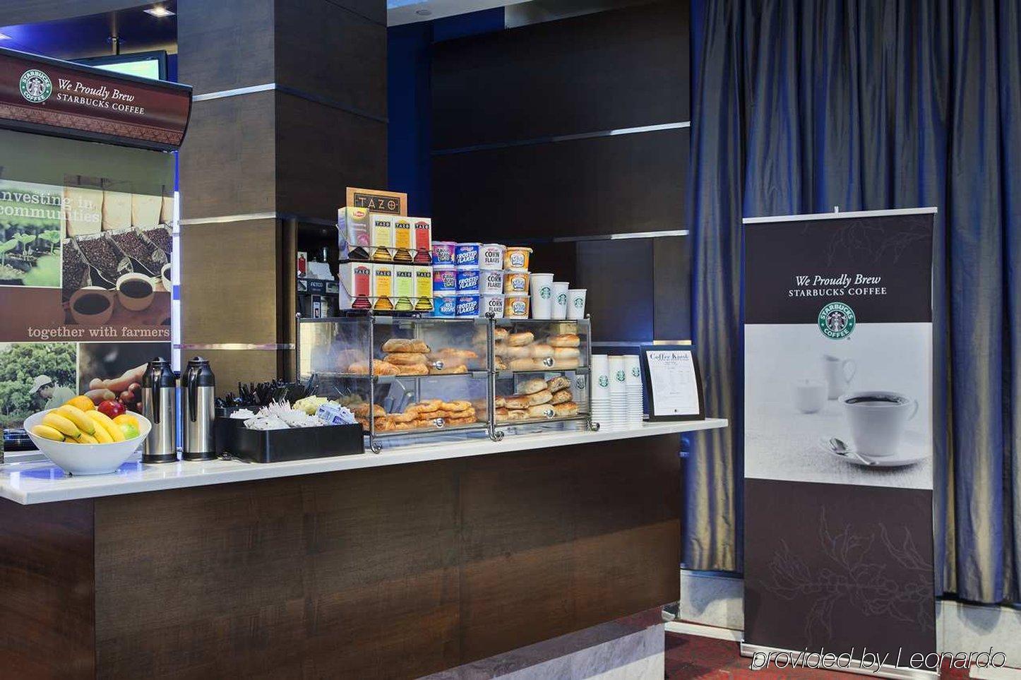 Doubletree Suites By Hilton Nyc - Times Square Нью-Йорк Ресторан фото