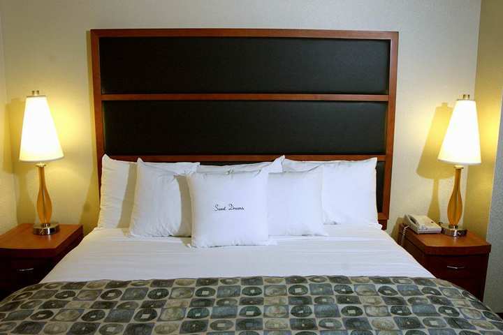 Doubletree Suites By Hilton Nyc - Times Square Нью-Йорк Экстерьер фото
