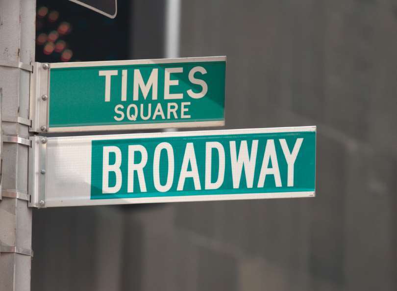 Doubletree Suites By Hilton Nyc - Times Square Нью-Йорк Экстерьер фото